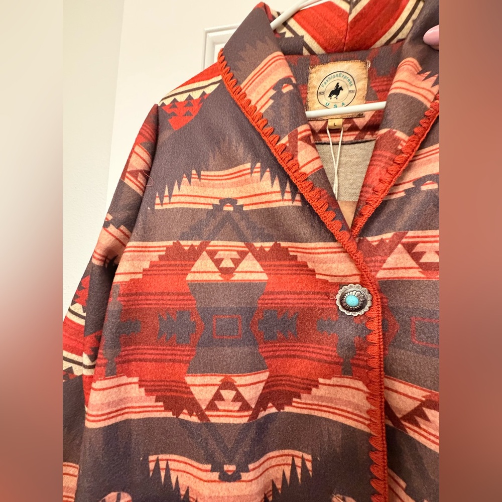 Patterned Women's Coat NWT - image 2